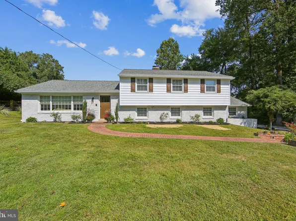 1635 Christine Ln, West Chester, PA 19380