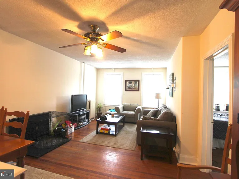 8422 Germantown Ave #2A — Photo 4