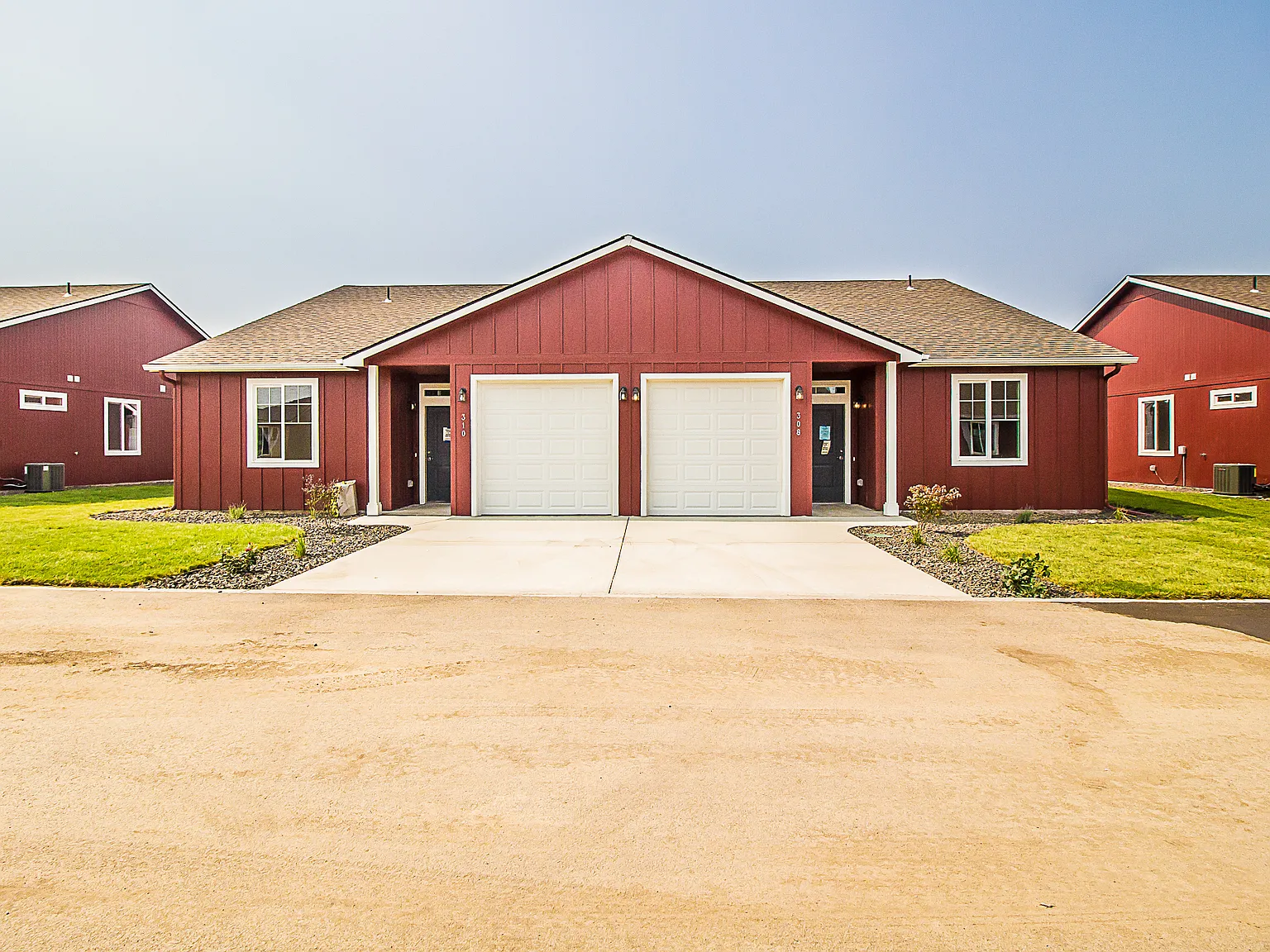 SZ - 303 South Marigold Lane - 1 — Photo 1