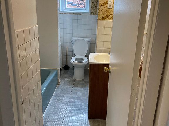 2nd image of 1440 Snyder Ave Floor 2