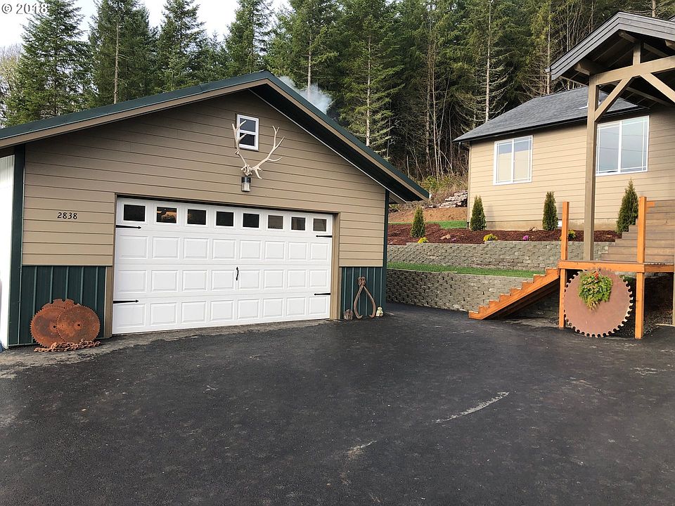 2nd image of 2838 Spirit Lake Hwy