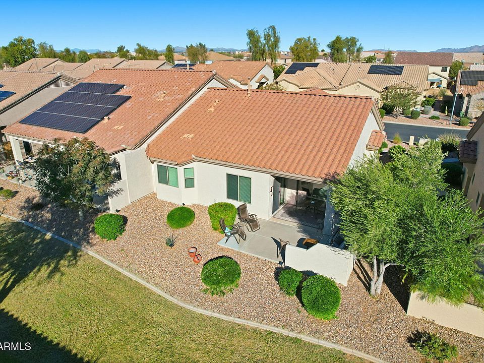 1st image of 1547 E MELROSE Drive