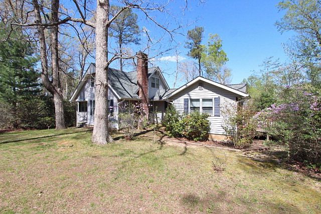 1st image of 94 Lake Dr