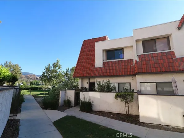 27644 Nugget Dr APT 1, Santa Clarita, CA 91387