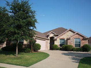 5835 Sunny Meadow Ln, Grand Prairie, TX 75052