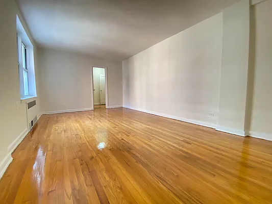 Rented by Contact Realty | media 6