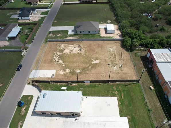 3304 Rodeo Dr, Weslaco, TX 78599