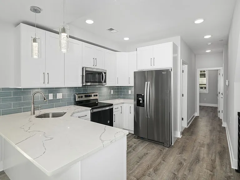 1302 N Marshall St #2 — Photo 16