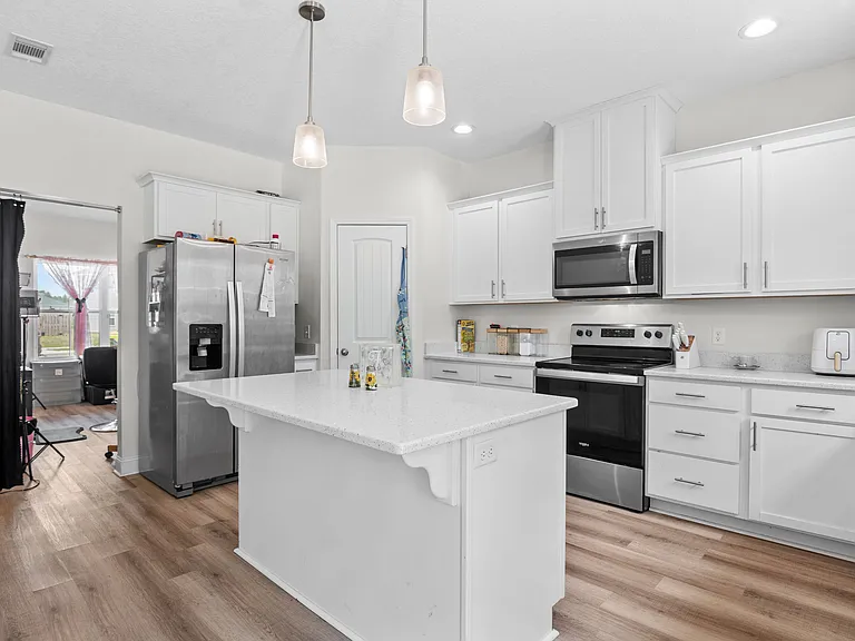 197 Marron Way — Photo 10
