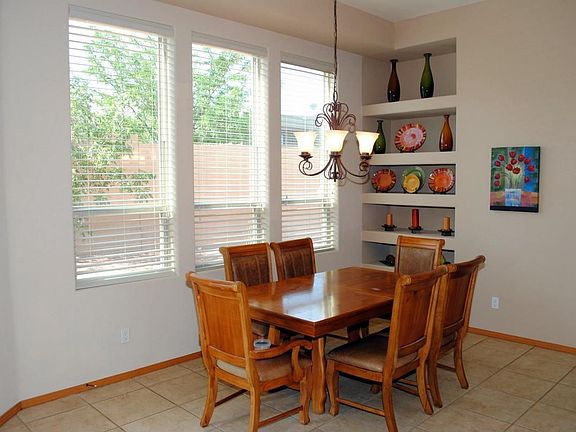 4th image of 7428 Enchanted Sky Ln NE