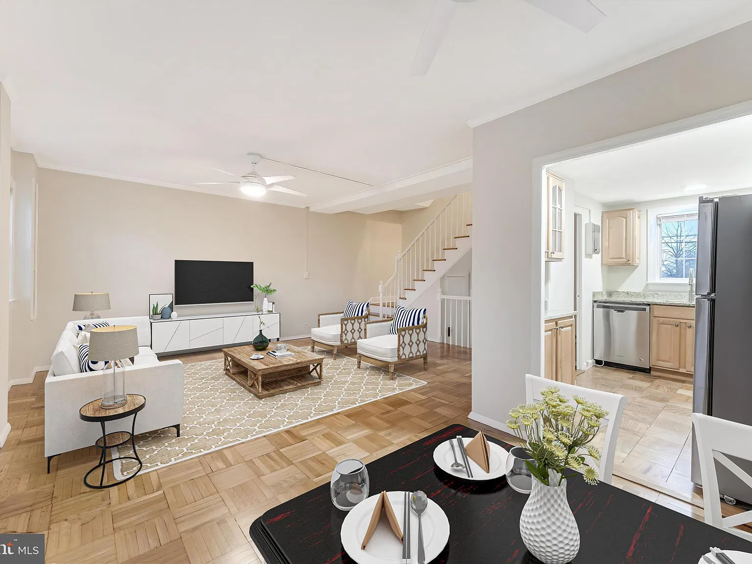 2 bed, 1.0 bath, 930 sqft, $2,500 — Photo 4