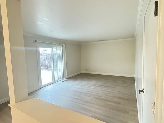 4th image of 2931 Palo Verde Way