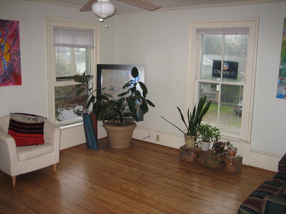 1st image of 307 S Summit St #C