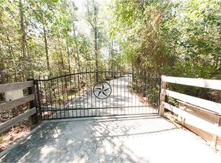 6555 Rolling Oak Dr, Montgomery, TX 77316