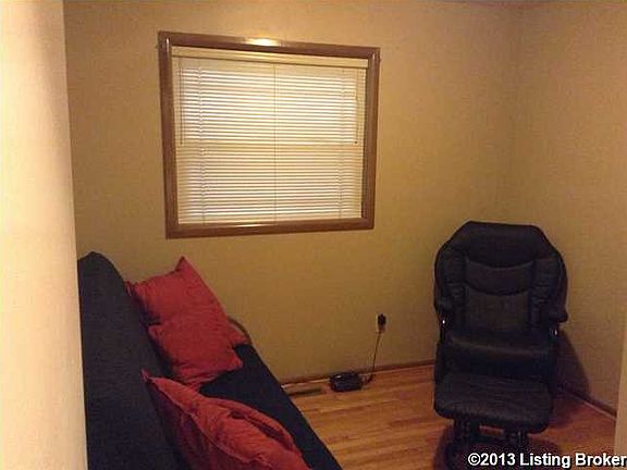 5th image of 3205 Wellingmoor Ave