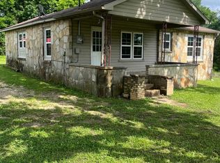 231 N Elm St, Salem, AR 72576