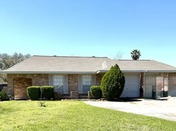 10511 Saber Ct, Houston, TX 77038