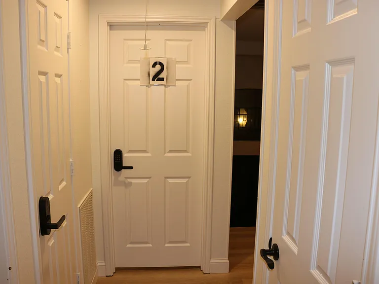 Laurel Valley Ln — Photo 2