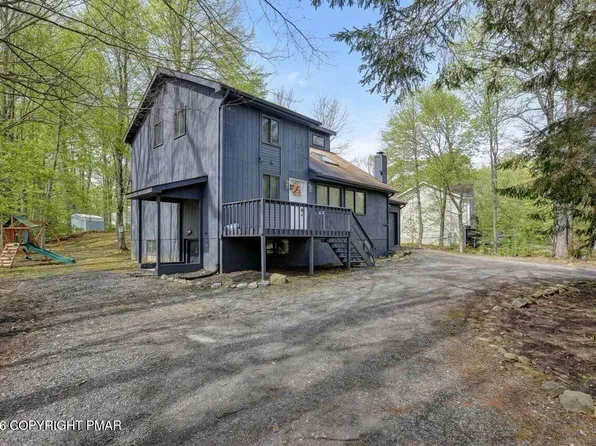 1109 Huron Pl, Tobyhanna, PA 18466