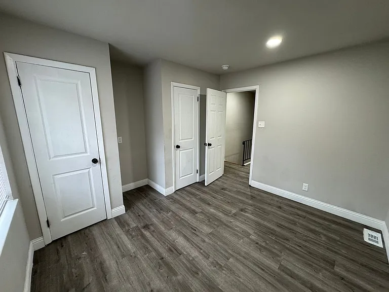 2301 Scott St — Photo 12