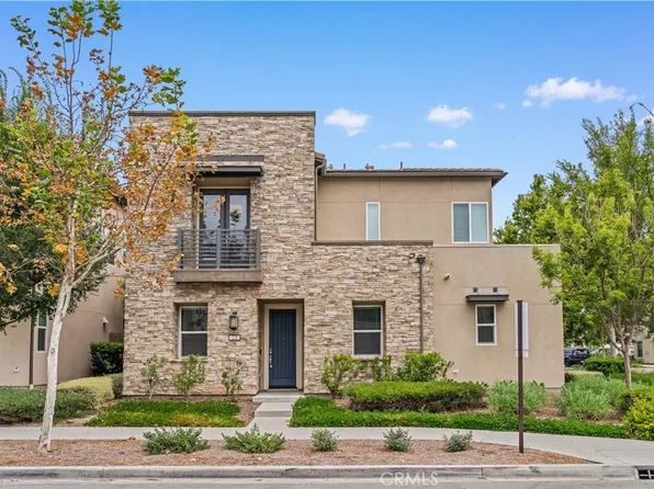 220 Follyhatch, Irvine, CA 92618