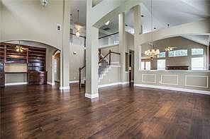 1st image of 1800 Grand Canyon Way