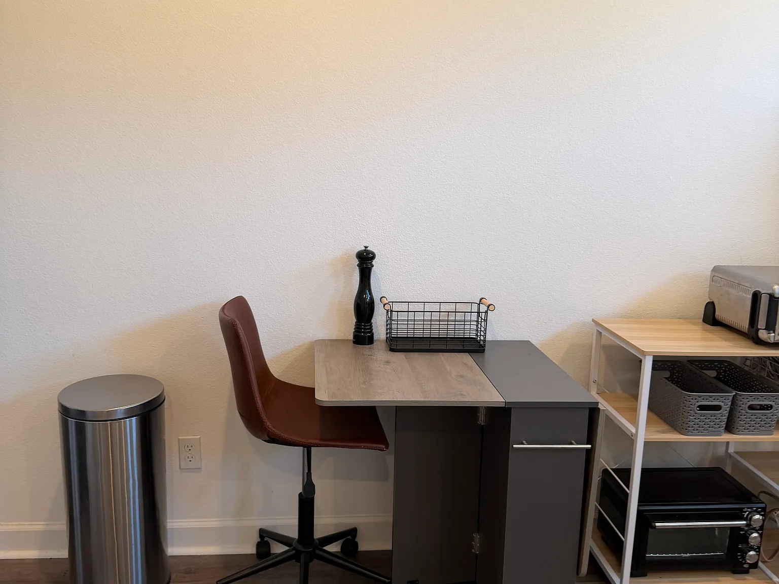 1 bed, 700 sqft, $2,000 — Photo 4