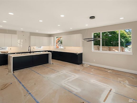 2nd image of 12627 80th Ave NE