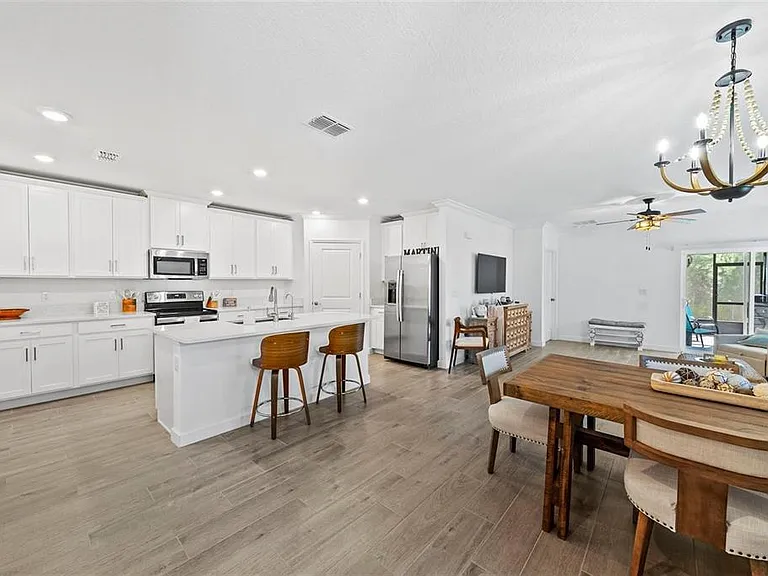 16890 Forge Surf St — Photo 5