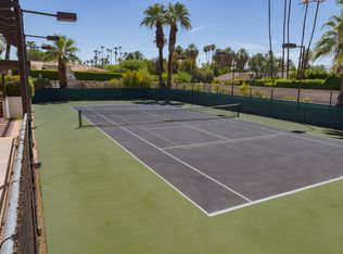 835 N Avenida Palmas, Palm Springs, CA 92262