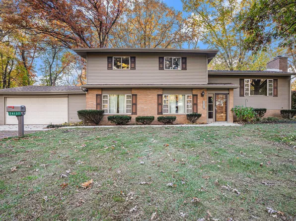 26137 Diana Dr, Sturgis, MI 49091