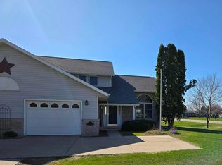 17 S 5th St, Evansville, WI 53536