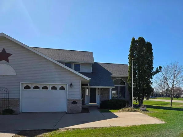 17 S 5th St, Evansville, WI 53536