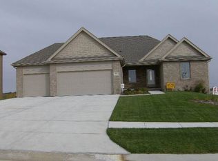 19602 Decatur St, Elkhorn, NE 68022