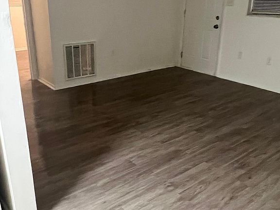 5th image of 5122 E Seneca Ave Floor 1