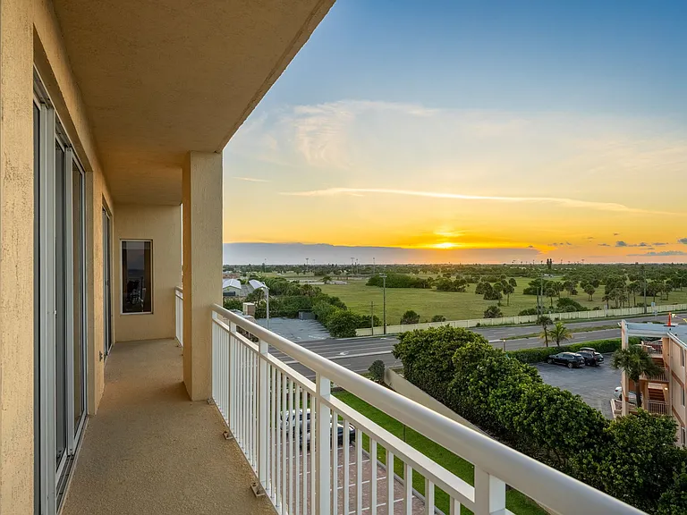 1025 Highway A1A #501 — Photo 11