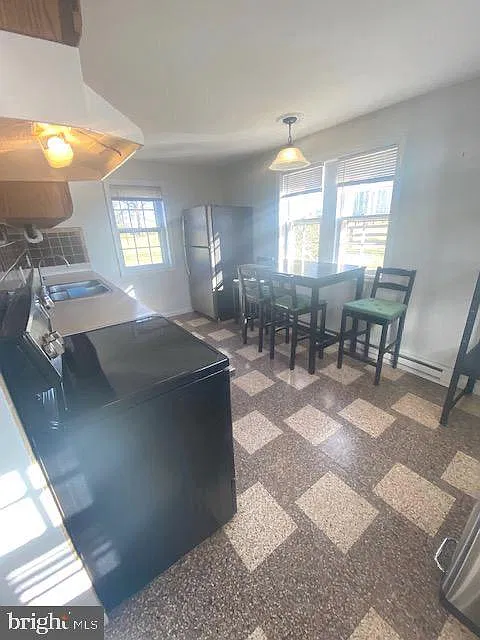 1 bed, 1.0 bath, 735 sqft, $1,450 — Photo 3