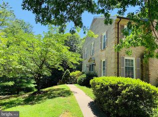 9011 Mulvaney Ct, Springfield, VA 22152