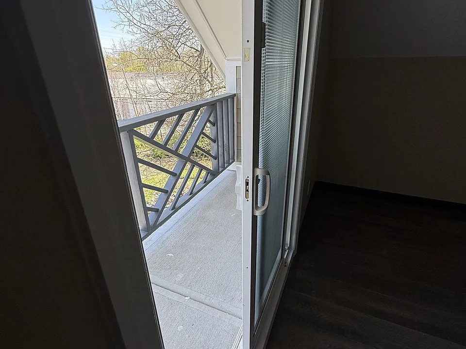 25 S Tuxedo St #9