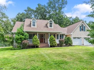 39 Longview Ave, Randolph, NJ 07869