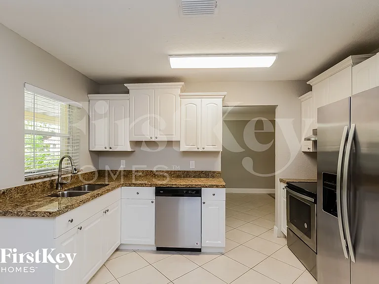 3631 NW 108th Dr — Photo 7