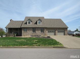 1200 Pinehurst Dr, Mount Vernon, IN