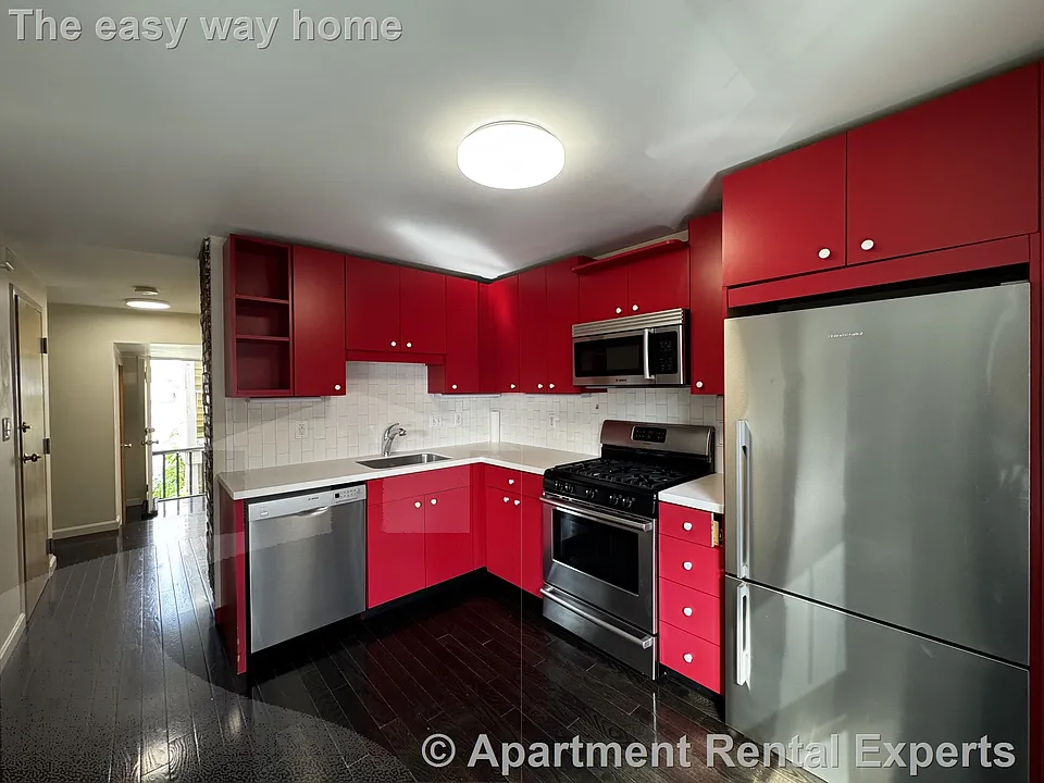 3 Jefferson St #1