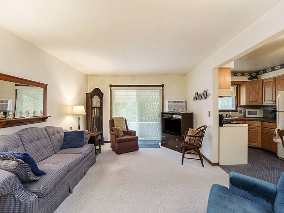 4th image of 5374 36th Ave SW #37