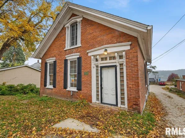 107 S High St, Port Byron, IL 61275