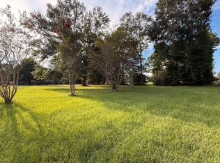 165 Salem Rd, Picayune, MS 39466