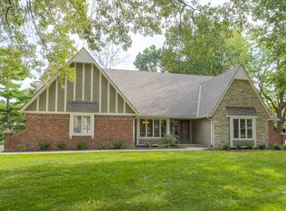 4901 W 112th St, Leawood, KS 66211