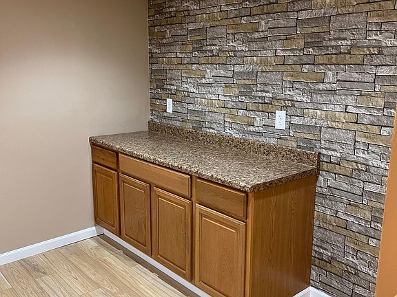 Basement - 700 Sq Feet