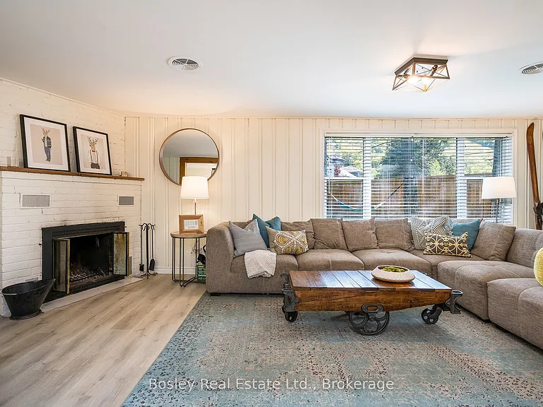 102 Helen St — Photo 17