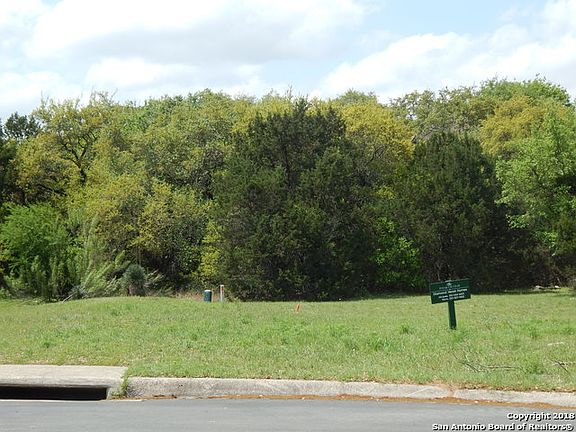 2nd image of 3 Avalon Park